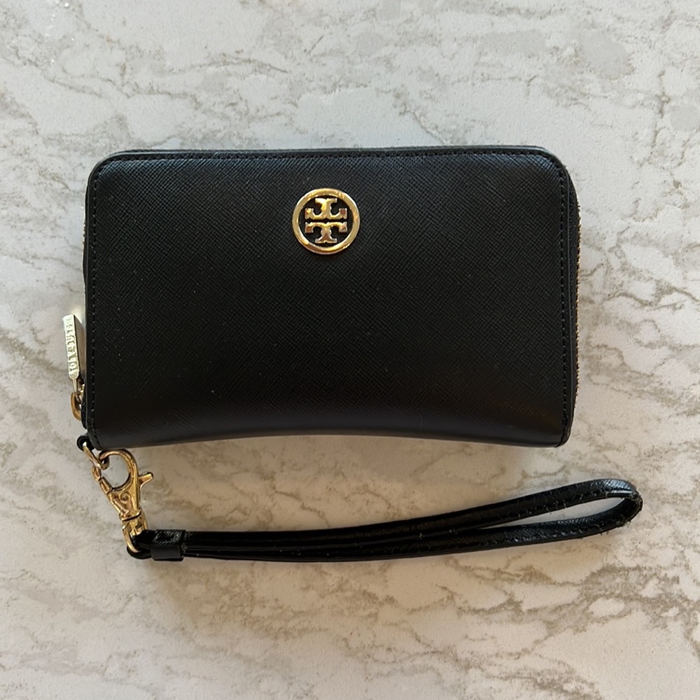 Tory Burch Robinson Wristlet